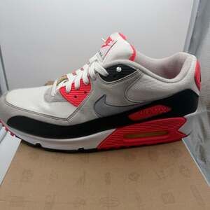 Nike Air Max 90 Infrared 2010 Running Shoes Sneaker Size 10.5